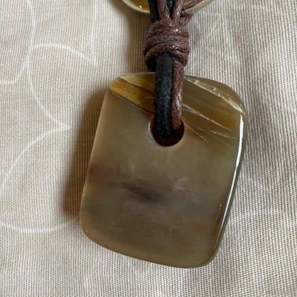 NEW Eco-Friendly Key Chain Handmade South American Artisans Unisex Neutral Gift - Picture 7 of 12